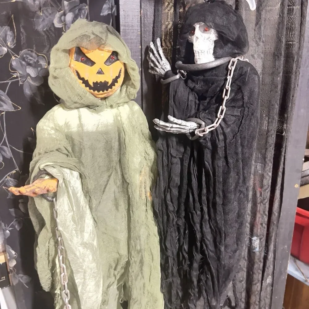 Halloween Hanging Decorations (2) Skeleton and Scary Jack-o’-lantern  w/chains